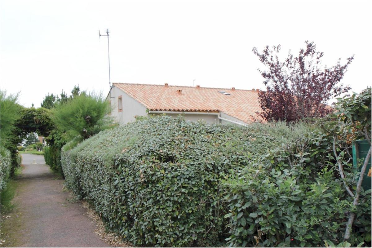 Petite Maison Dans Avec Piscine Proche Et Centre A Pied Holiday home Pornic